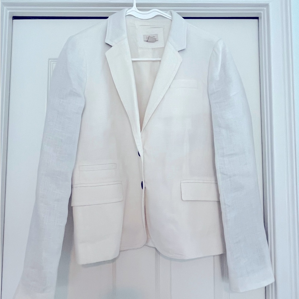 EUC size 8 J. Crew blazer with lined sleeves